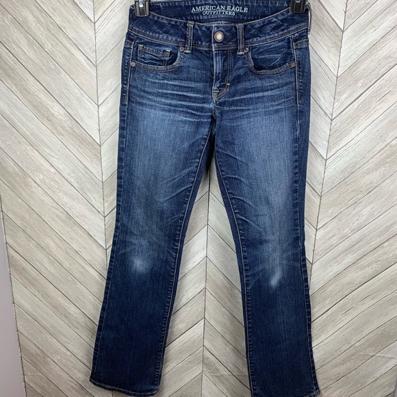 American Eagle kick boot cut stretch jeans. Size 2